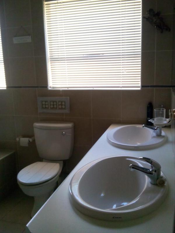 To Let 3 Bedroom Property for Rent in Vaalpark Free State